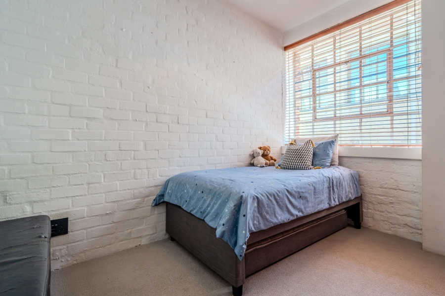 2 Bedroom Property for Sale in Gardens Western Cape